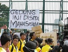 Demo Mahasiswa Di Depan Gedung Dpr Hari Ini